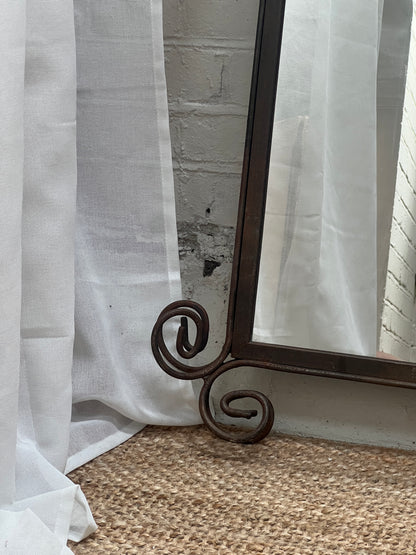 SPRIAL IRON MIRROR