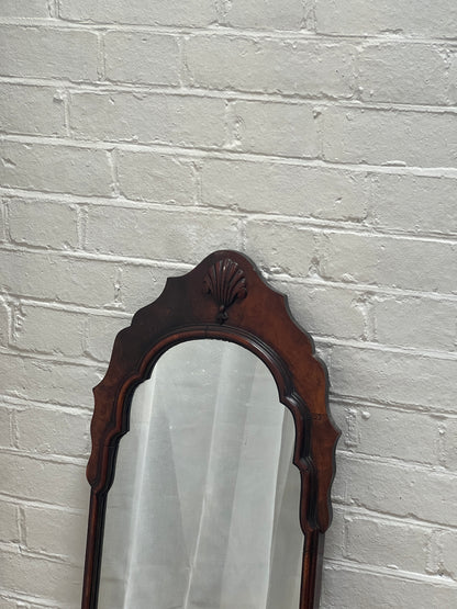 SLIM SHELL WALL MIRROR