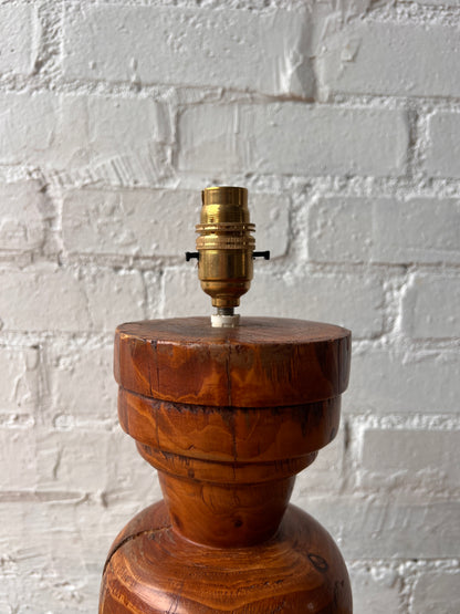 WOODEN URN SHAPED TABLE LAMP