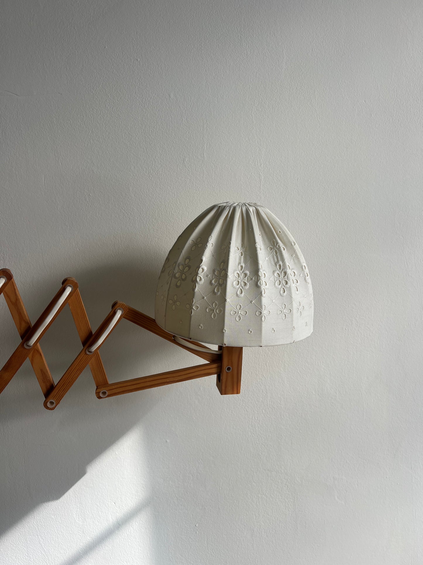 DANISH SCISSOR LAMP WITH SHADE