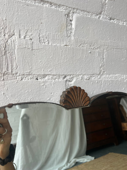 LARGE ART DECO MIRROR WITH SHELL