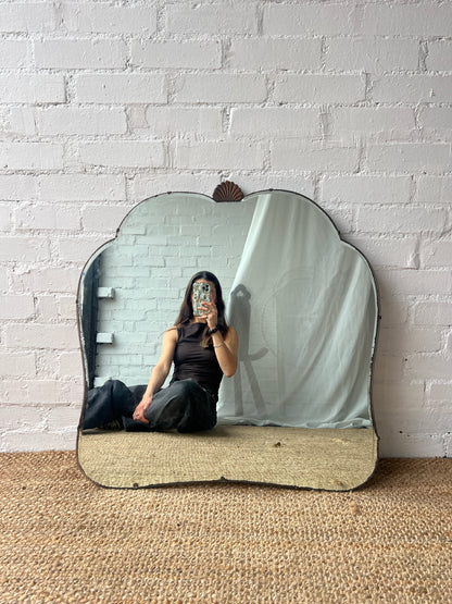 LARGE ART DECO MIRROR WITH SHELL