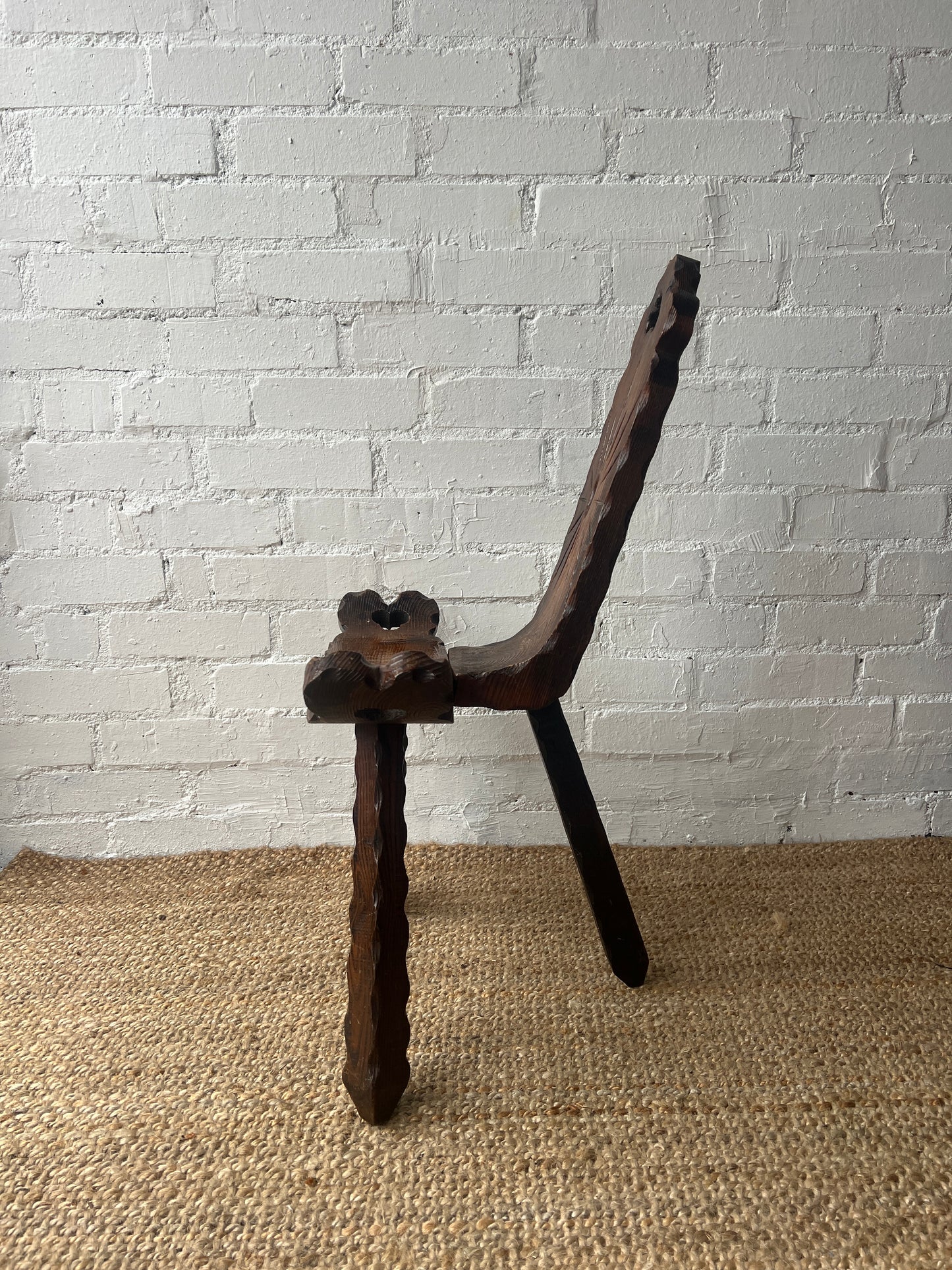 CARVED WOODEN BAROQUE BIRTHING CHAIR