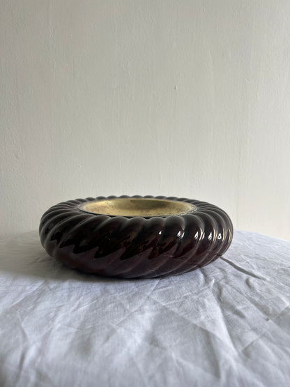 CERAMIC BROWN & BRASS CIRCULAR BOWL