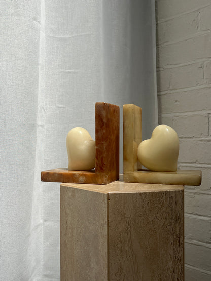 ONYX LOVE HEART BOOK ENDS