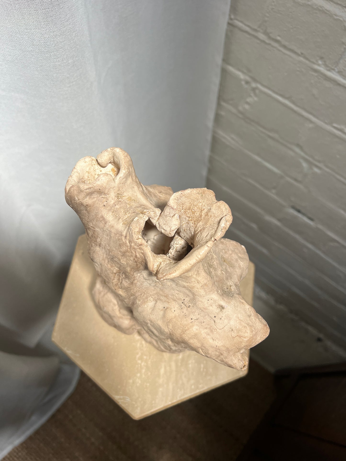 FEMALE NUDE TORSO FIGURINE