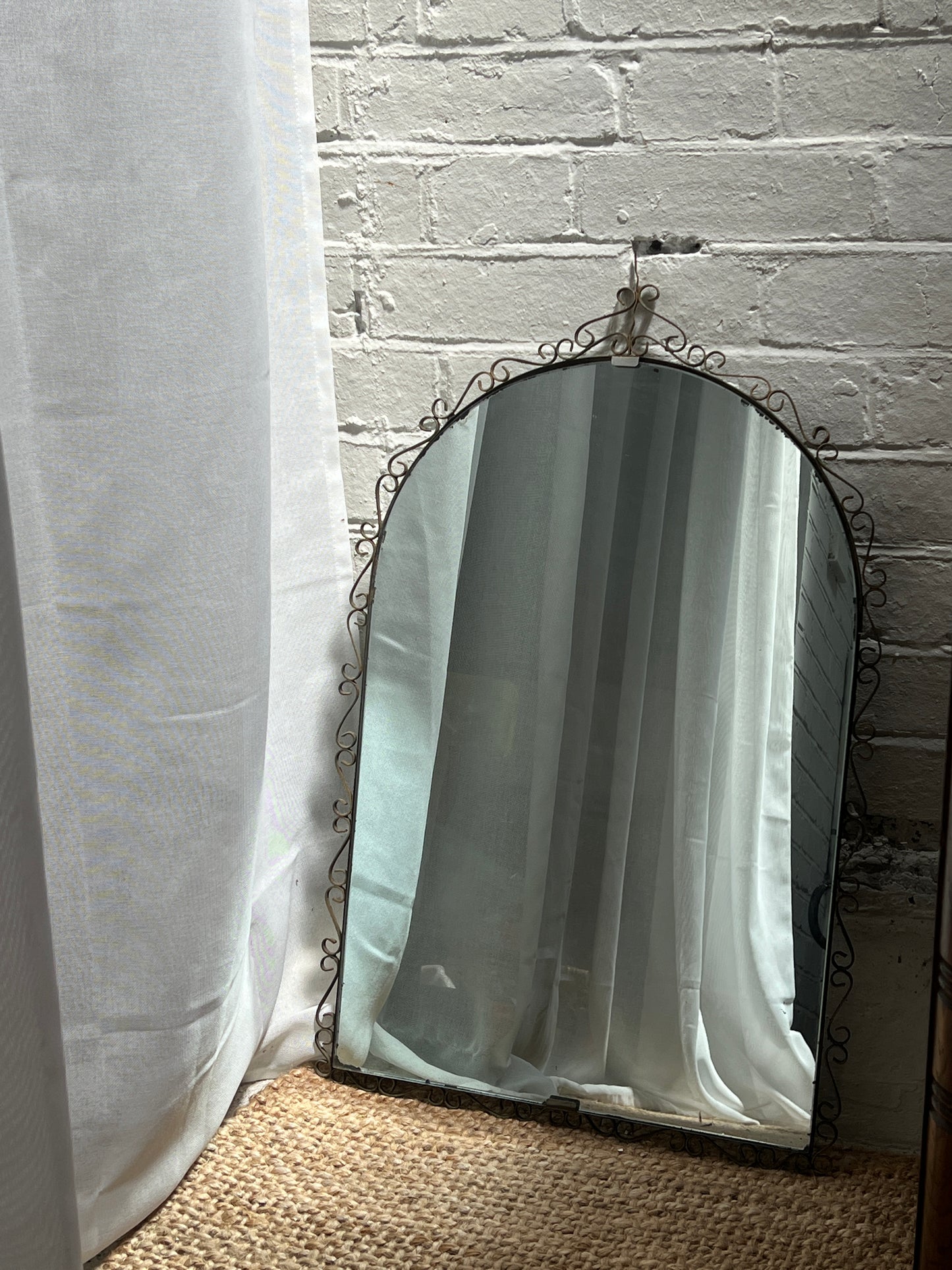 SPIRAL ARCHED MIRROR