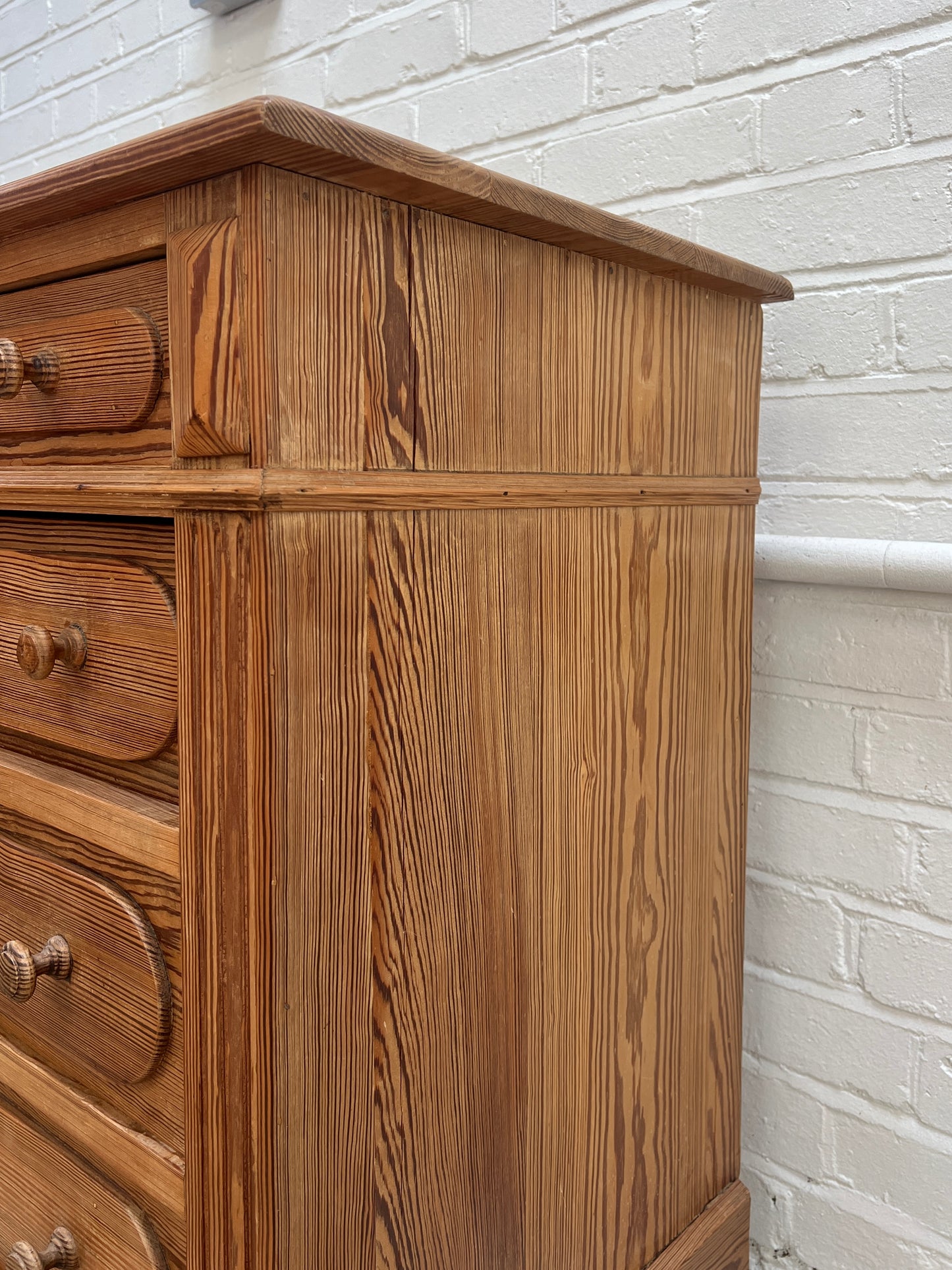 FRENCH PINE CHEST OF DRAWERS