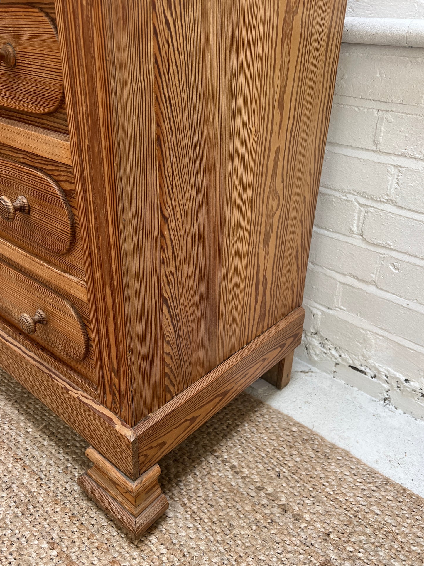 FRENCH PINE CHEST OF DRAWERS