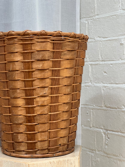 VINTAGE WOVEN BIN