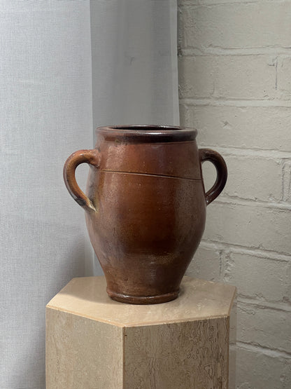 SMALL BROWN CERAMIC VASE