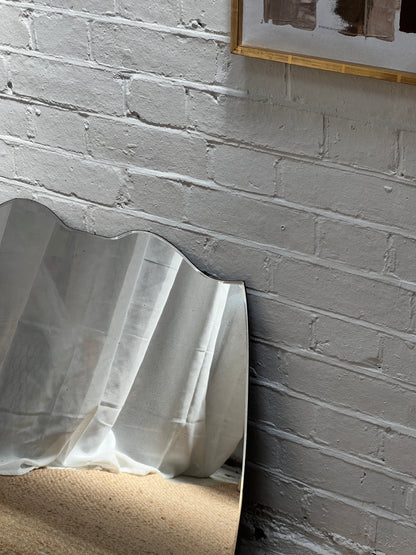 CAT EYE FRAMELESS MIRROR
