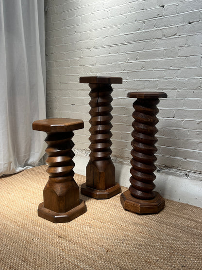 MEDIUM FRENCH CORKSCREW PLINTH