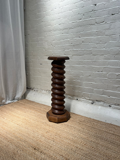 MEDIUM FRENCH CORKSCREW PLINTH