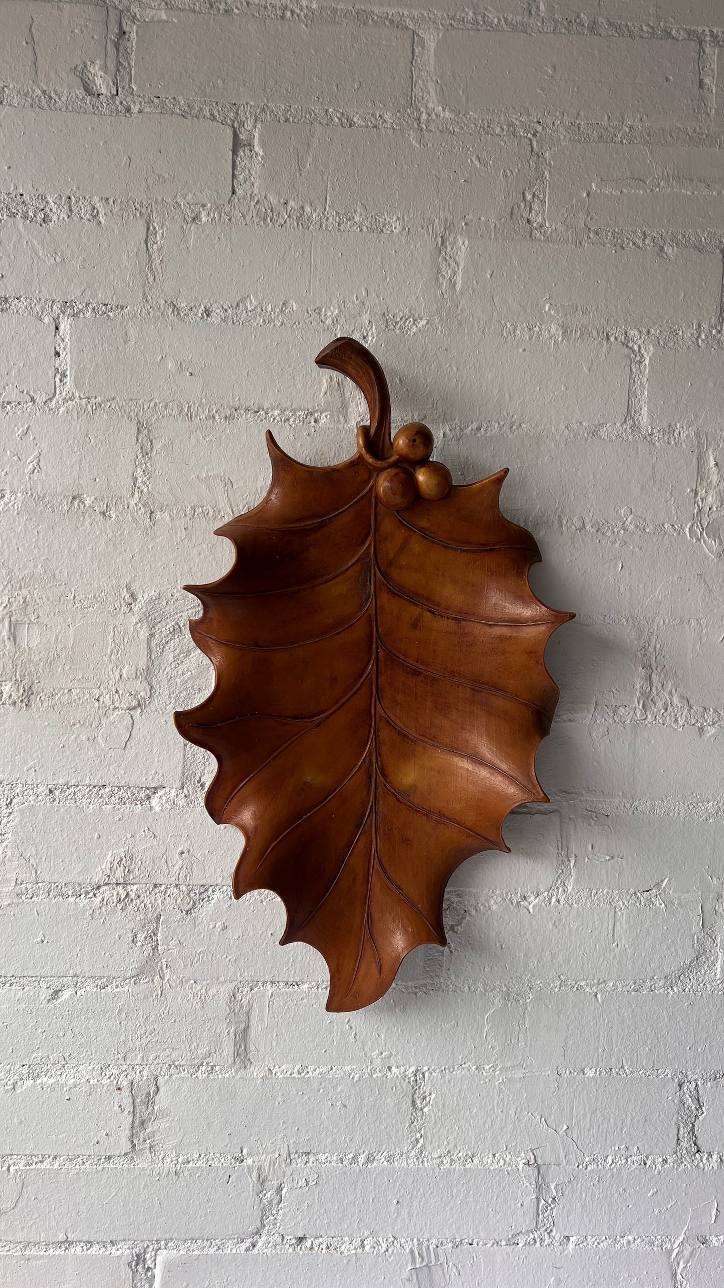 DECORATIVE YEW WOOD HOLLY