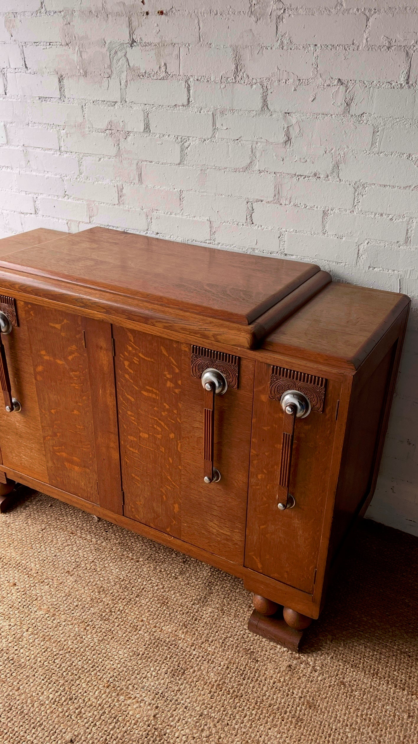 CHROME HANDLE ART DECO DRINKS SIDEBOARD