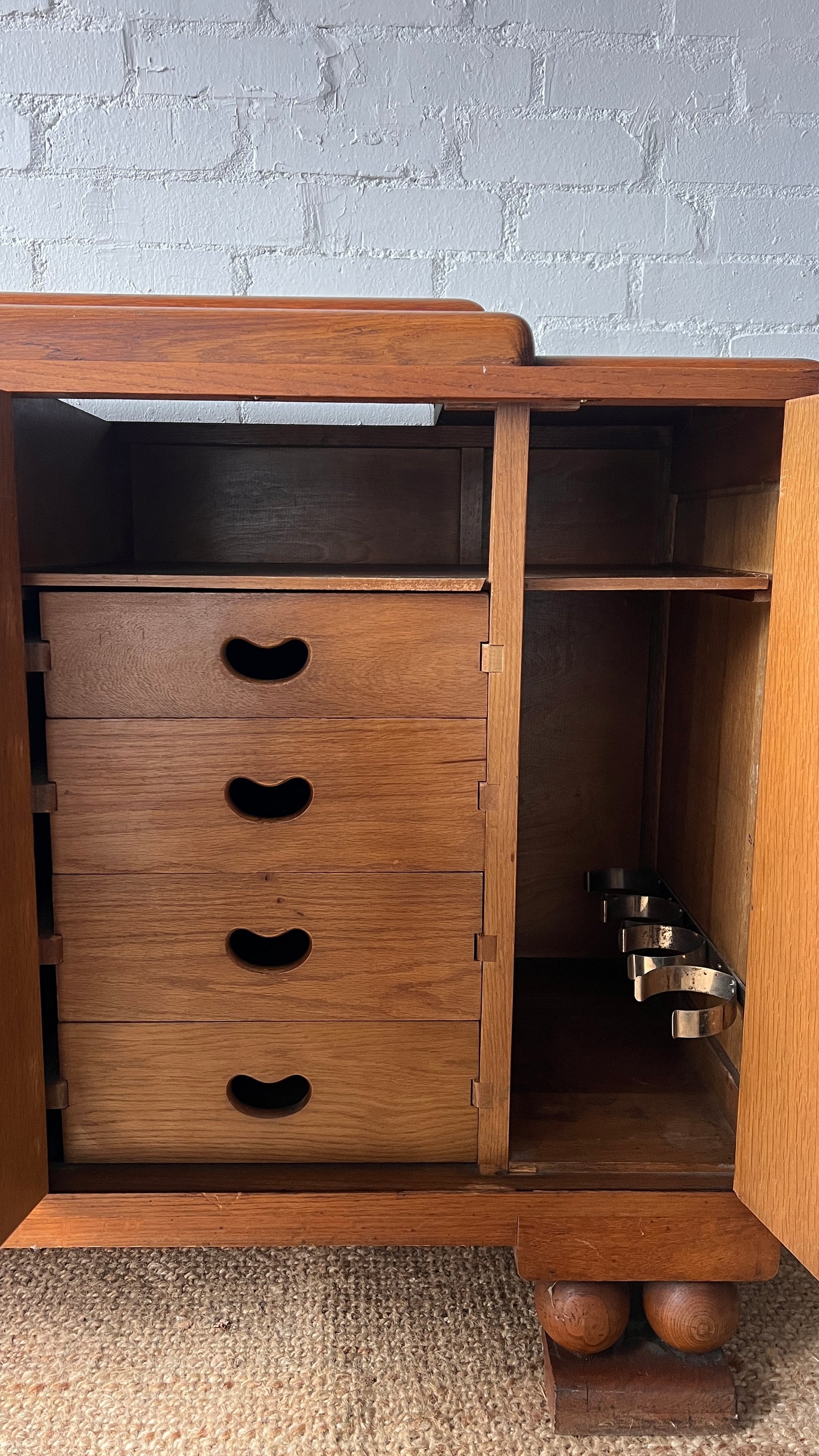 CHROME HANDLE ART DECO DRINKS SIDEBOARD