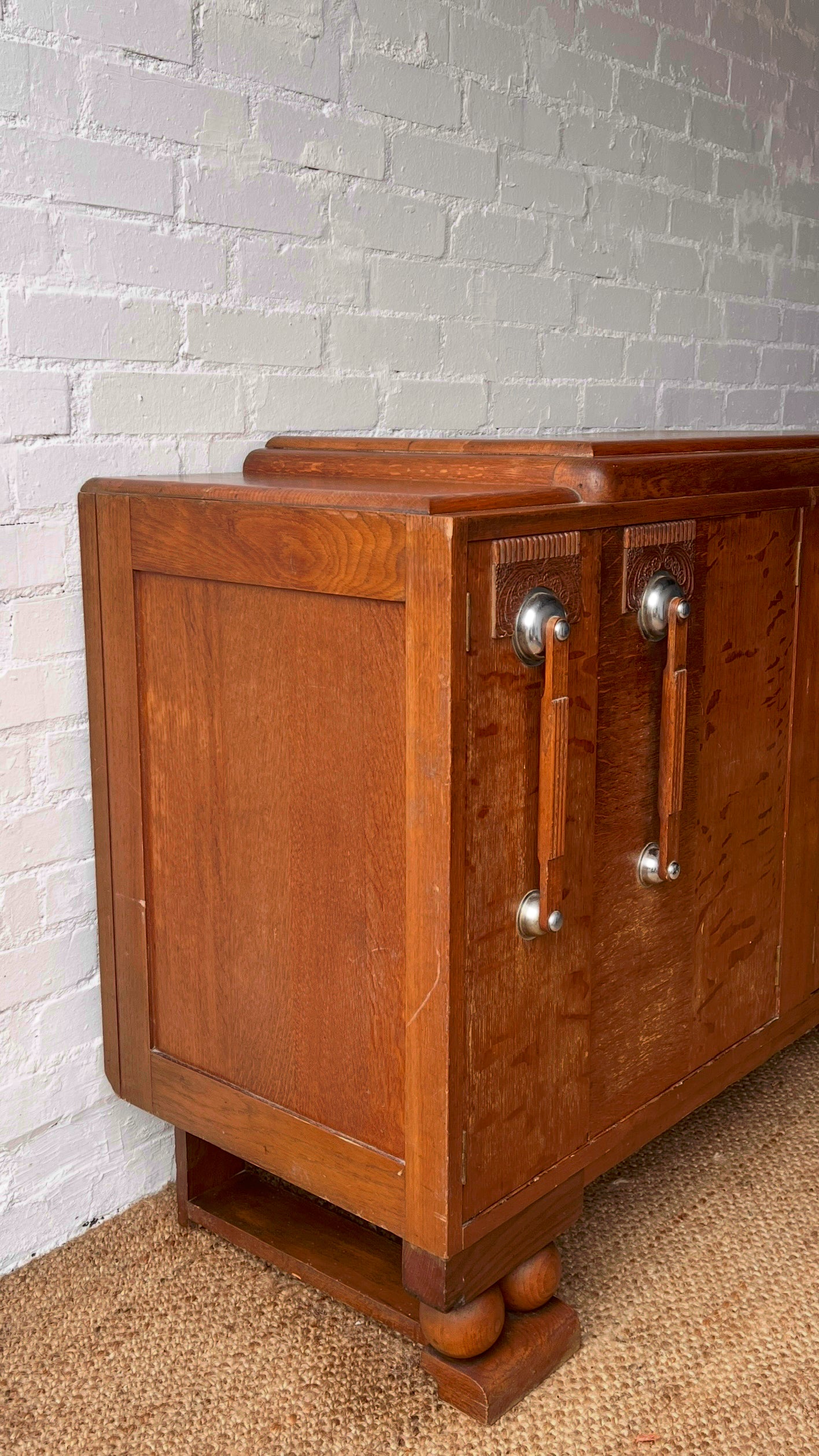 CHROME HANDLE ART DECO DRINKS SIDEBOARD