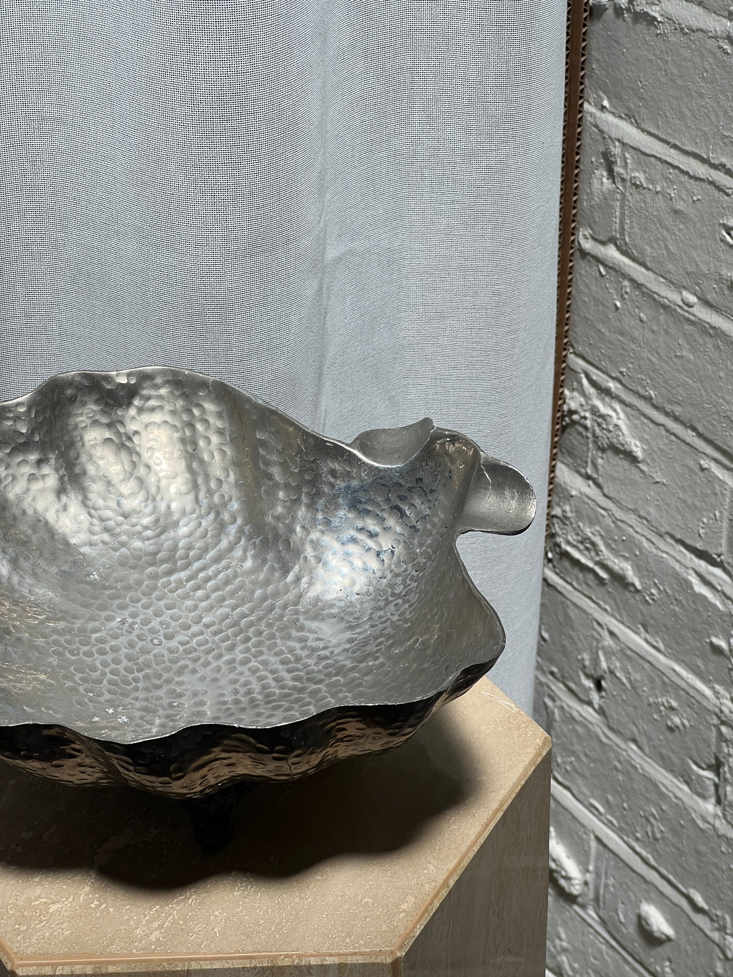 VINTAGE HAMMERED PEWTER SHELL