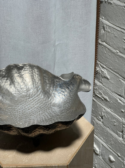 VINTAGE HAMMERED PEWTER SHELL