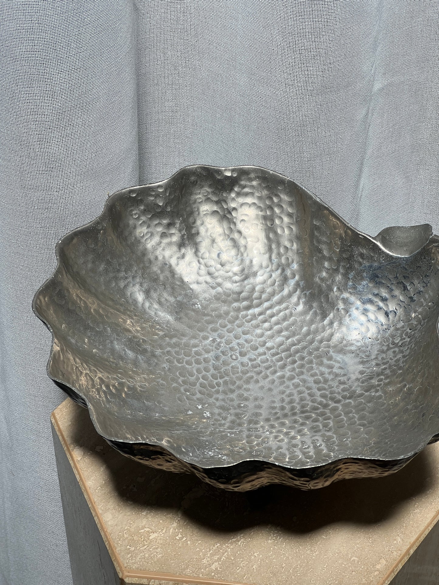 VINTAGE HAMMERED PEWTER SHELL