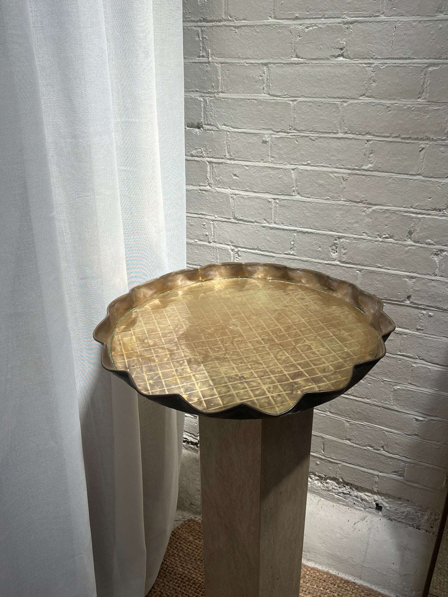 LARGE WAVY EDGE BRASS TRAY