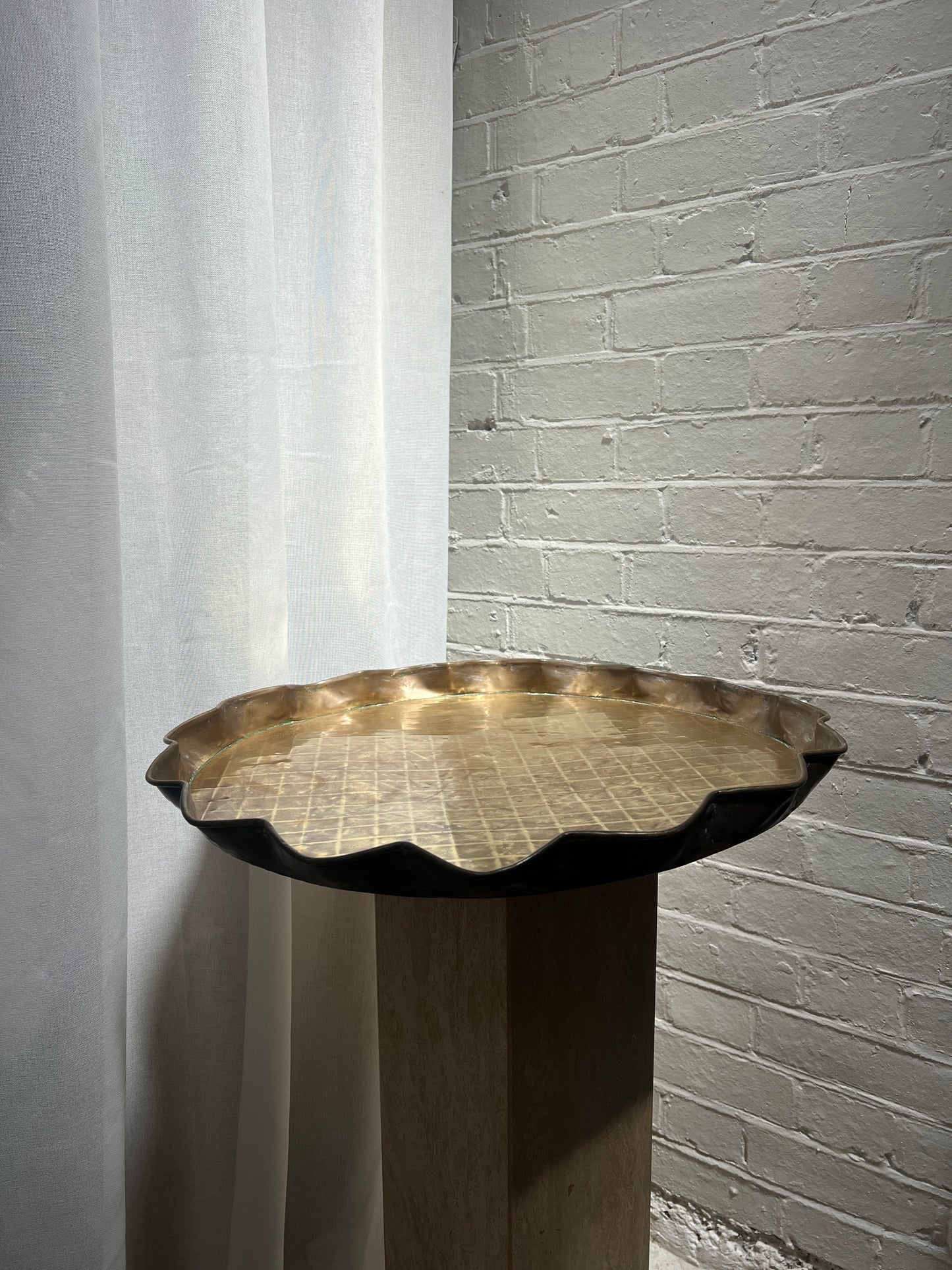 LARGE WAVY EDGE BRASS TRAY