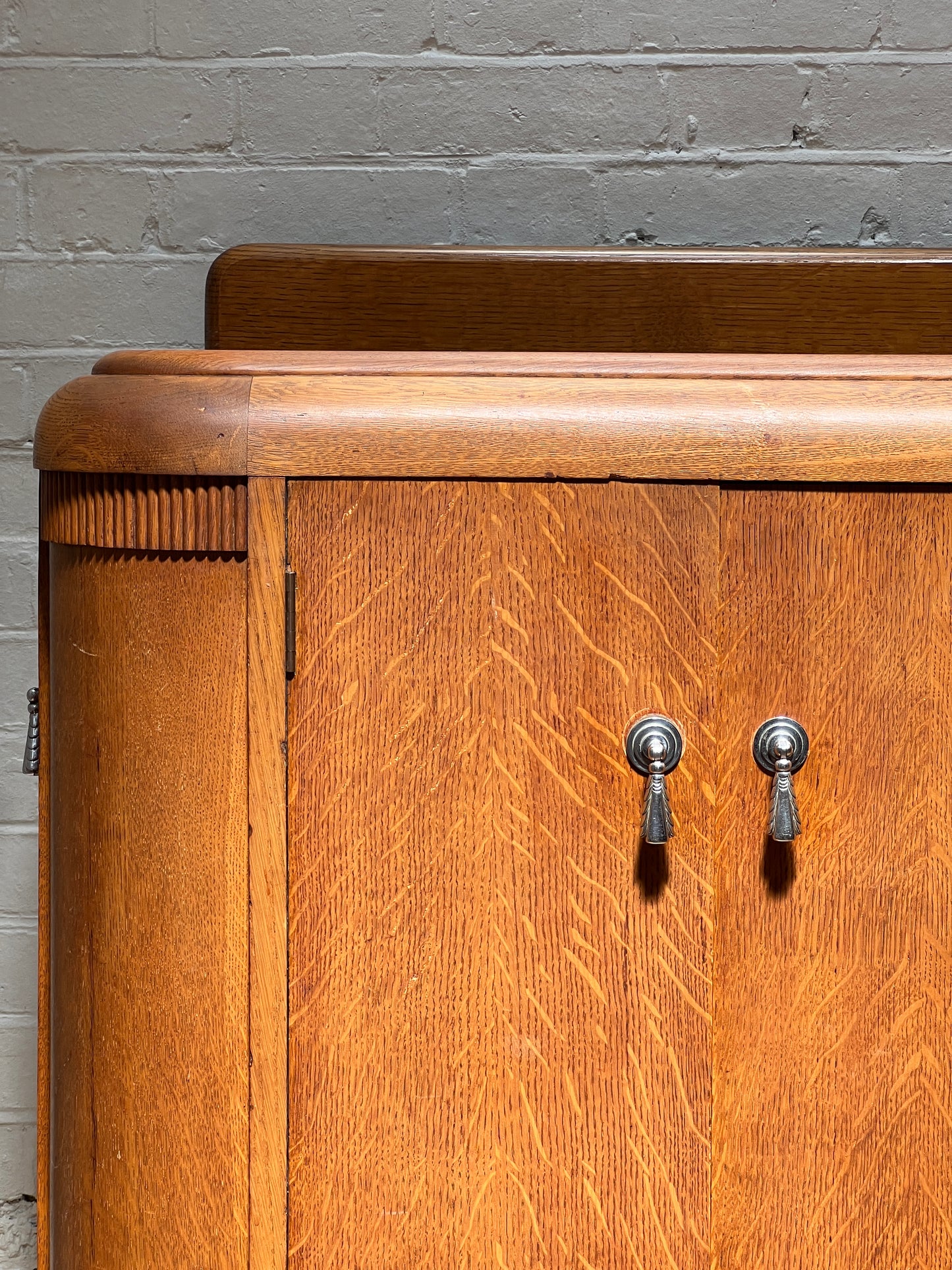 ENGLISH ART DECO OAK SIDEBOARD
