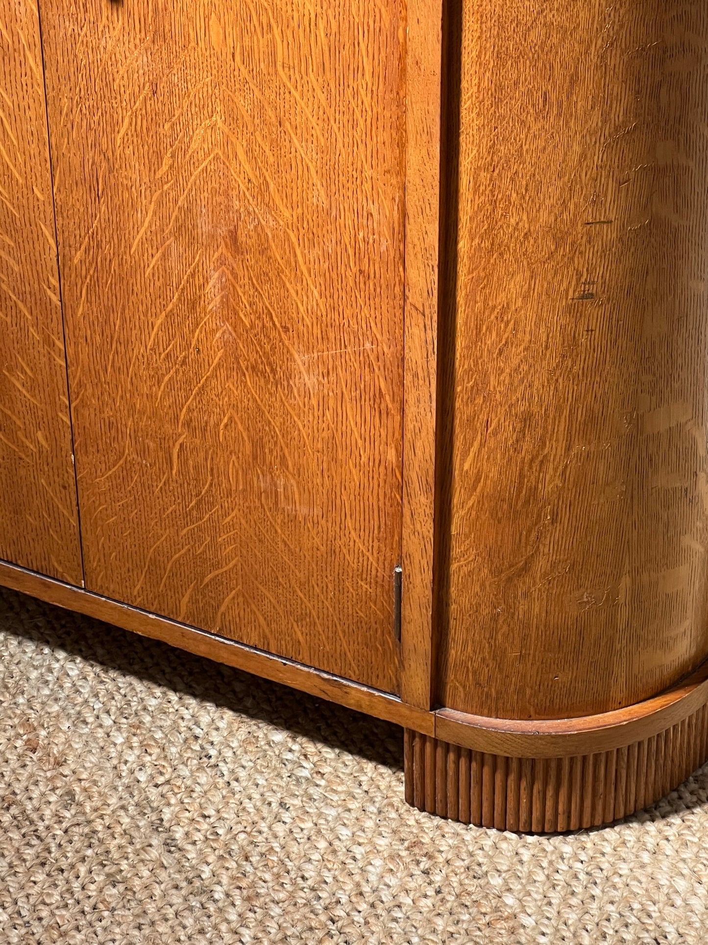 ENGLISH ART DECO OAK SIDEBOARD