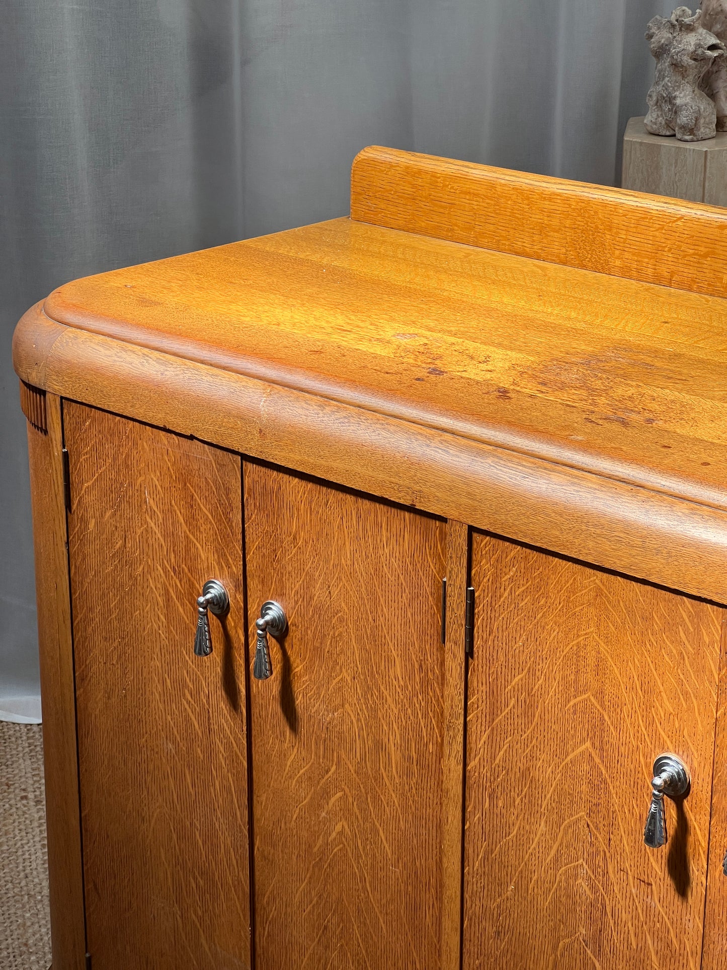 ENGLISH ART DECO OAK SIDEBOARD
