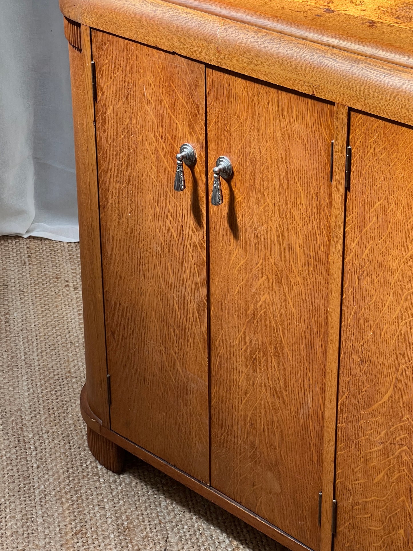 ENGLISH ART DECO OAK SIDEBOARD