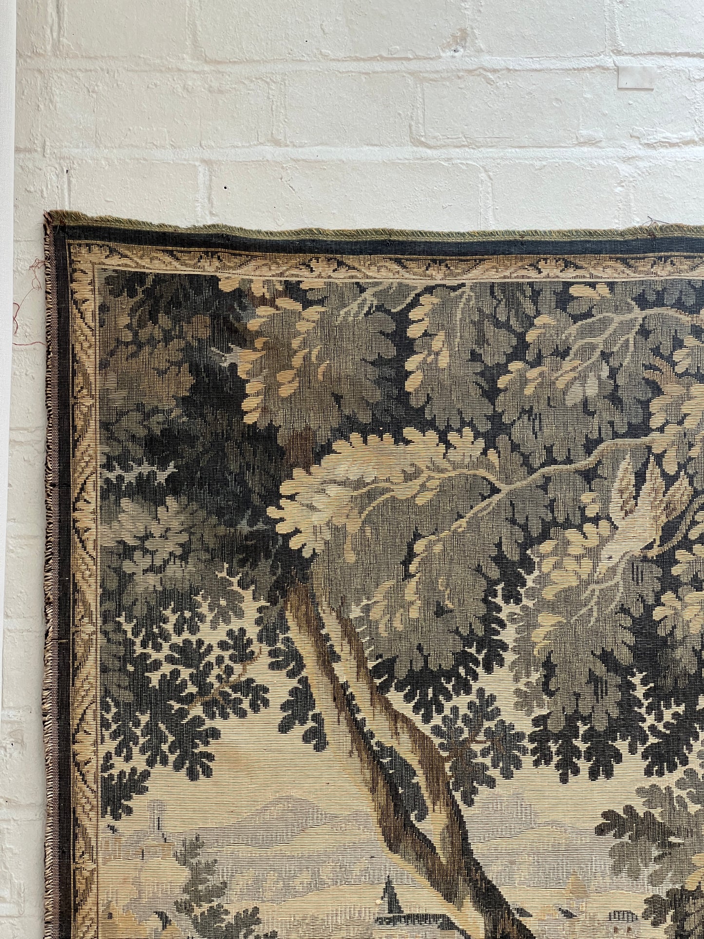 SLIM WOODLAND TAPESTRY