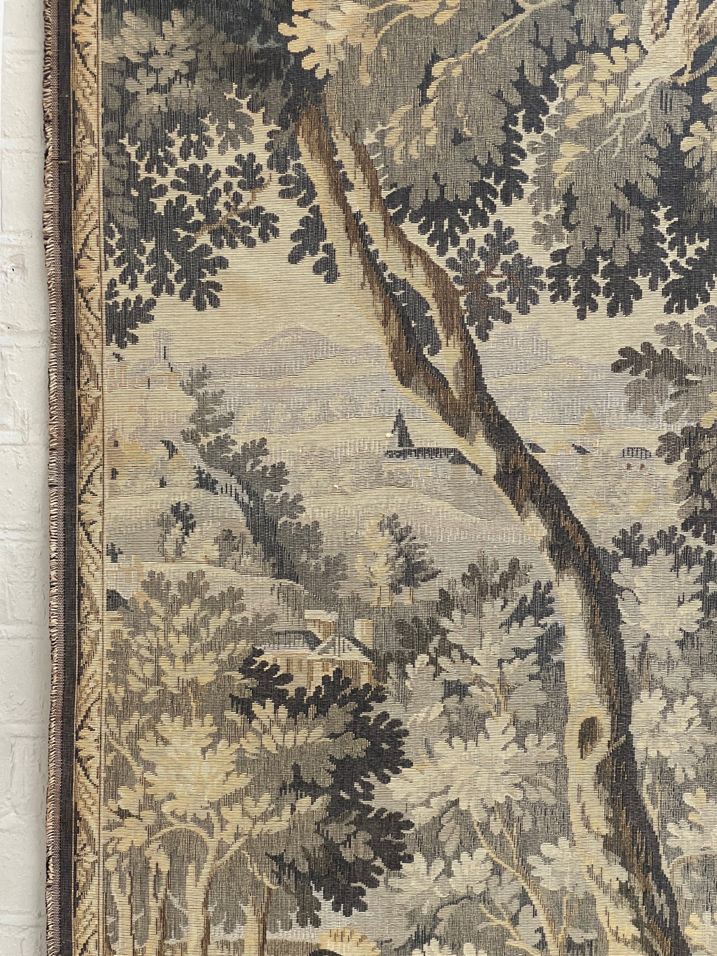 SLIM WOODLAND TAPESTRY