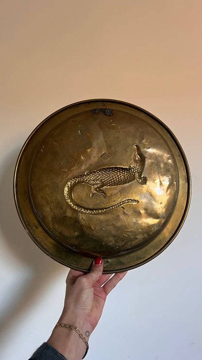 LIZARD BRASS WALL BOWL