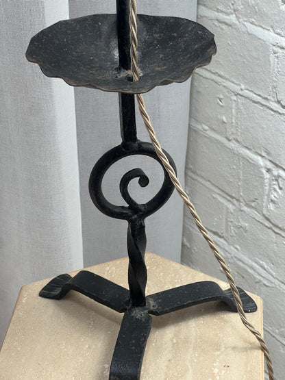 IRON SPRIAL TABLE LAMP
