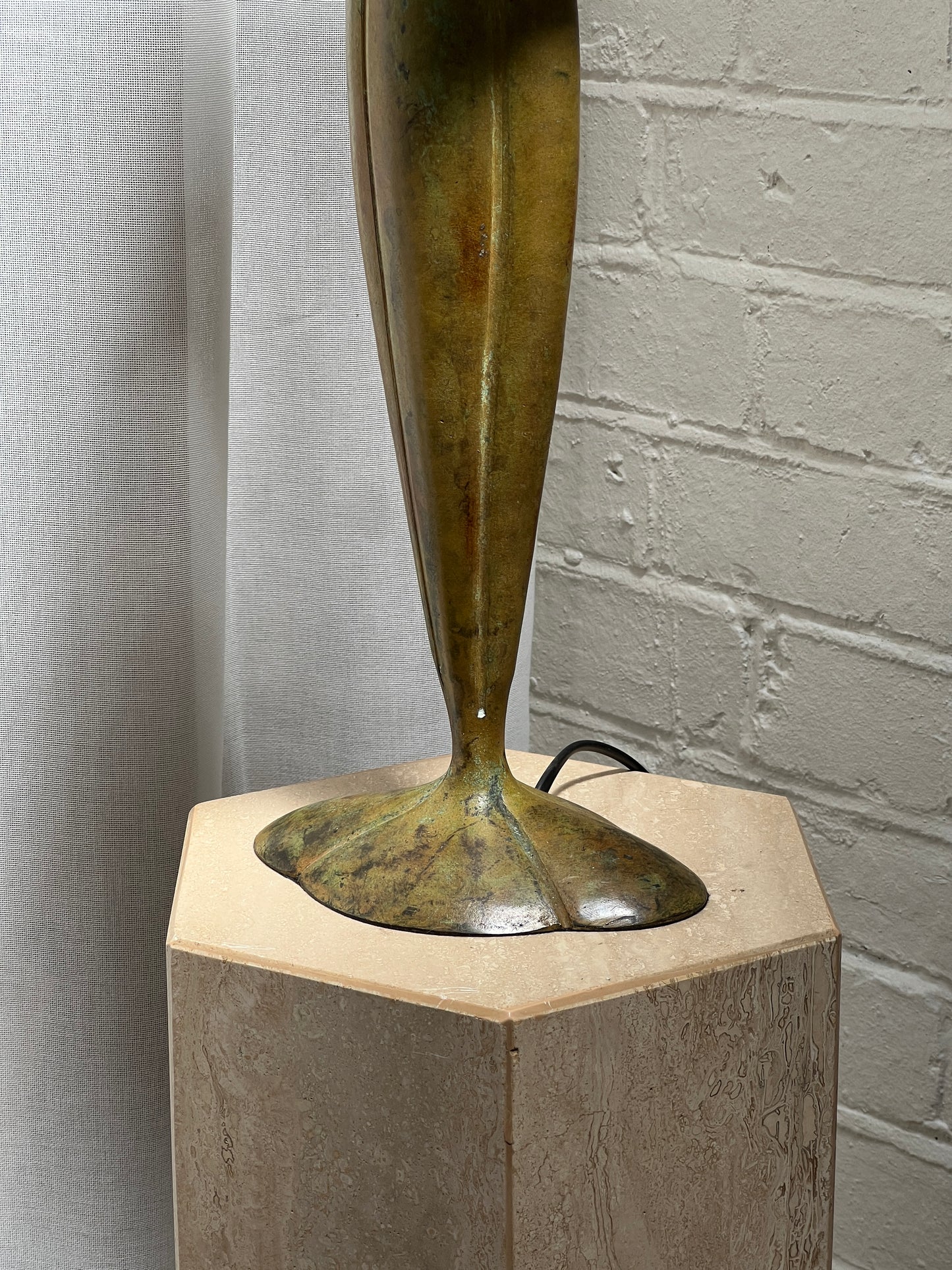 TALL TULIP TABLE LAMP