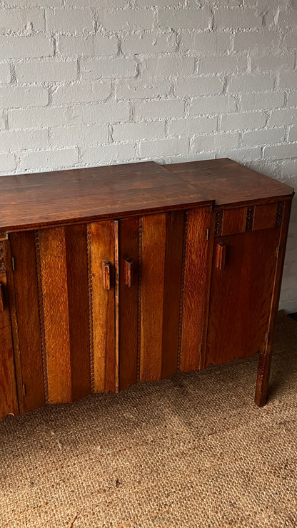 30S DECORATIVE SIDEBOARD