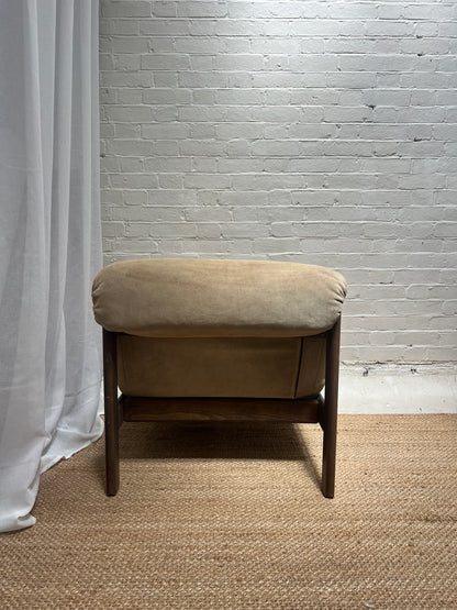 70S CREAM SUEDE MODULAR LOUNGE CHAIR – THREE