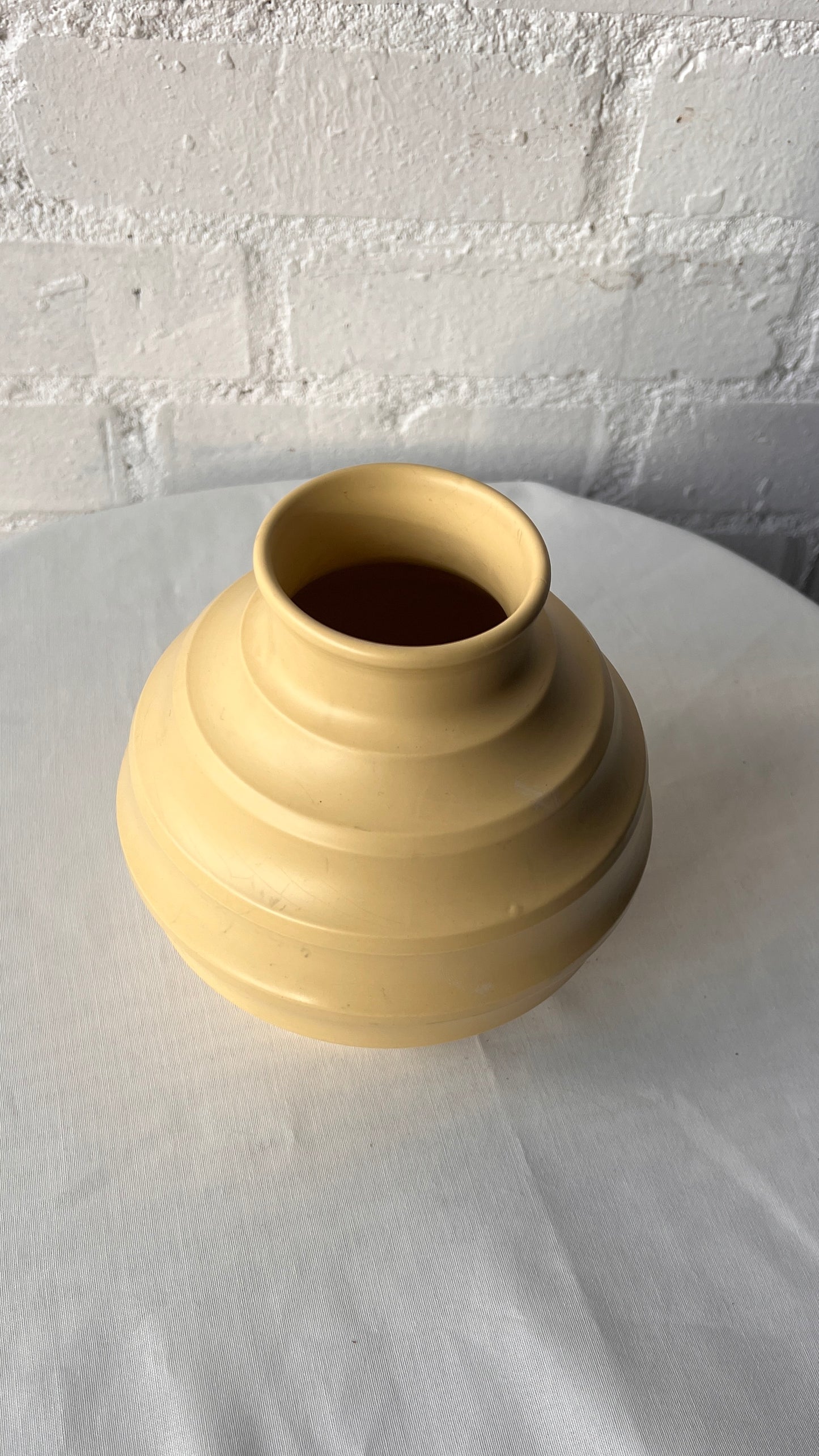 ART DECO MOONSTONE VASE