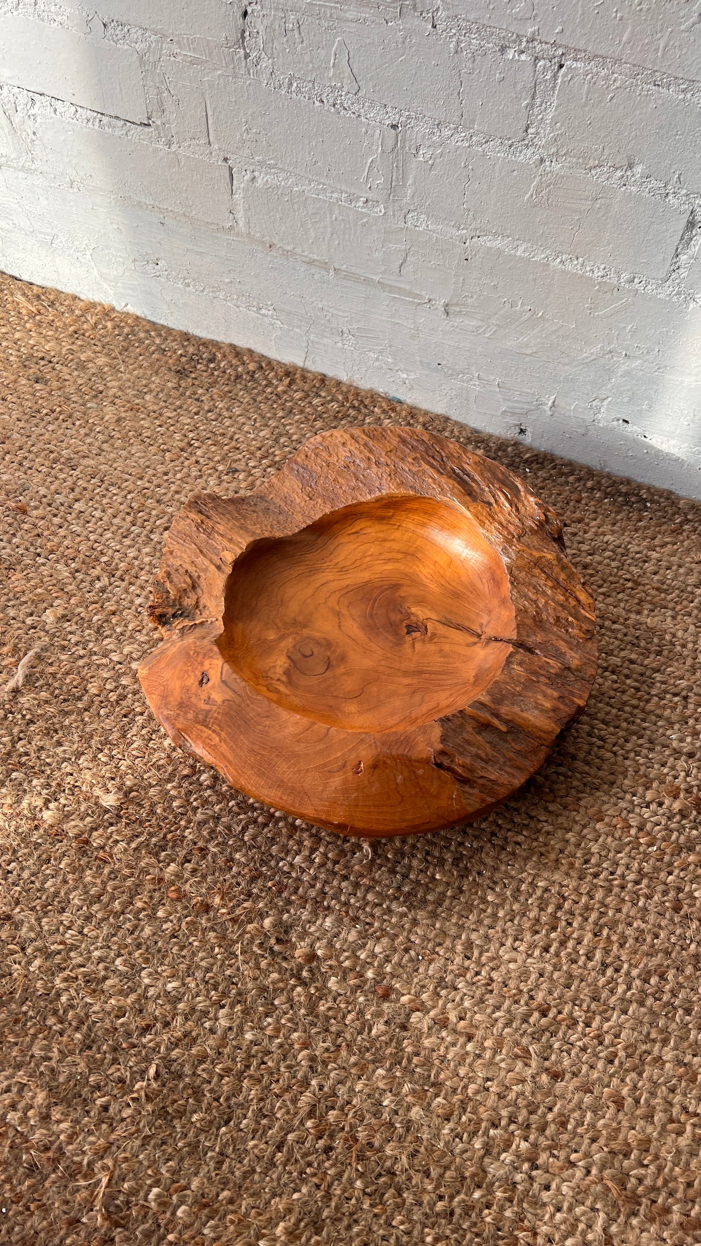 LIVE EDGE WOOD BOWL