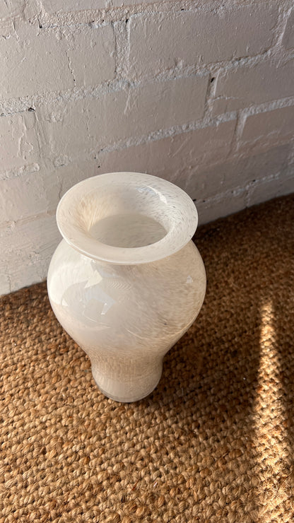 70'S WHITE ART GLASS URN VASE