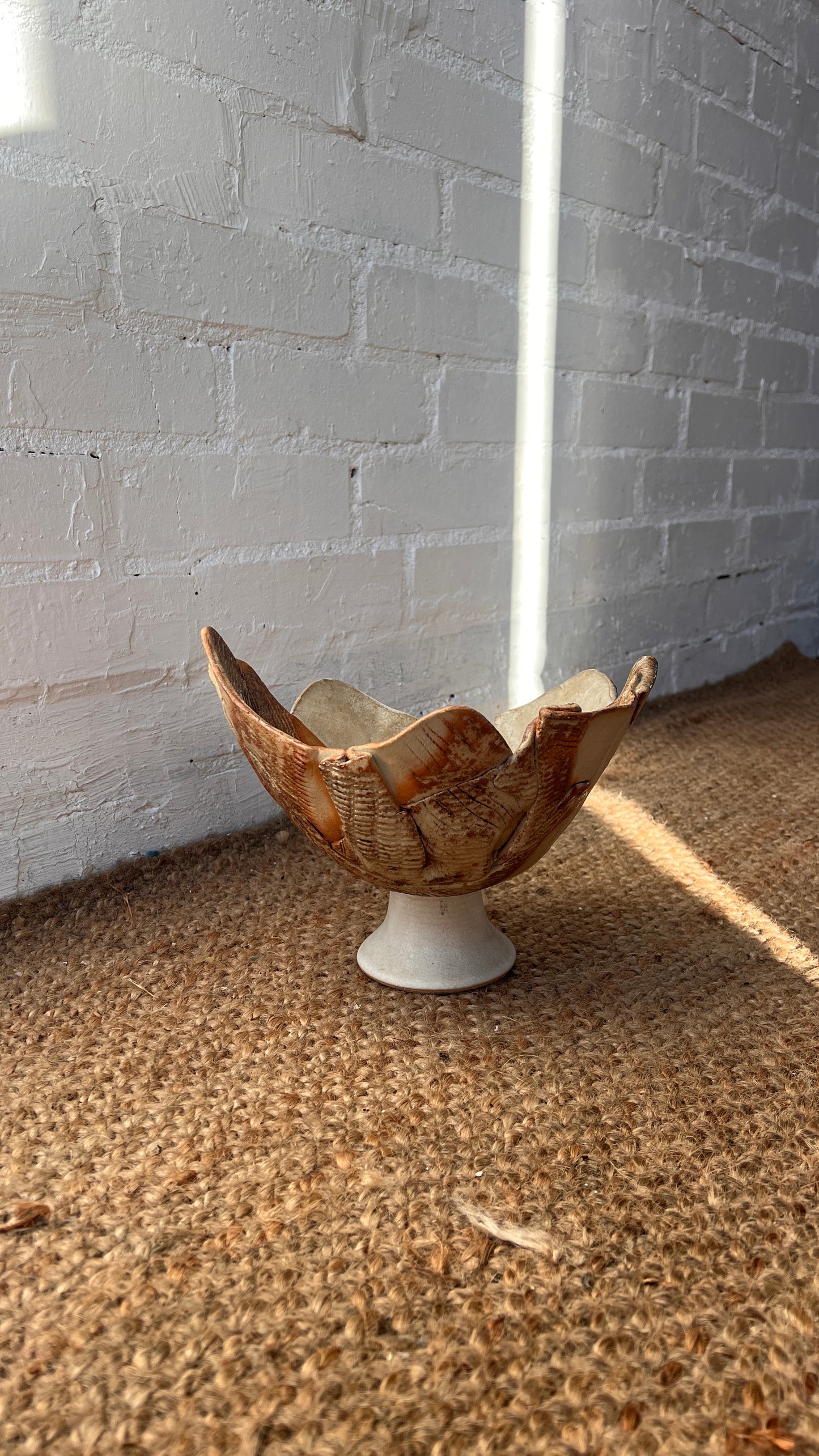 STUDIO POTTERY DECORATIVE BOWL