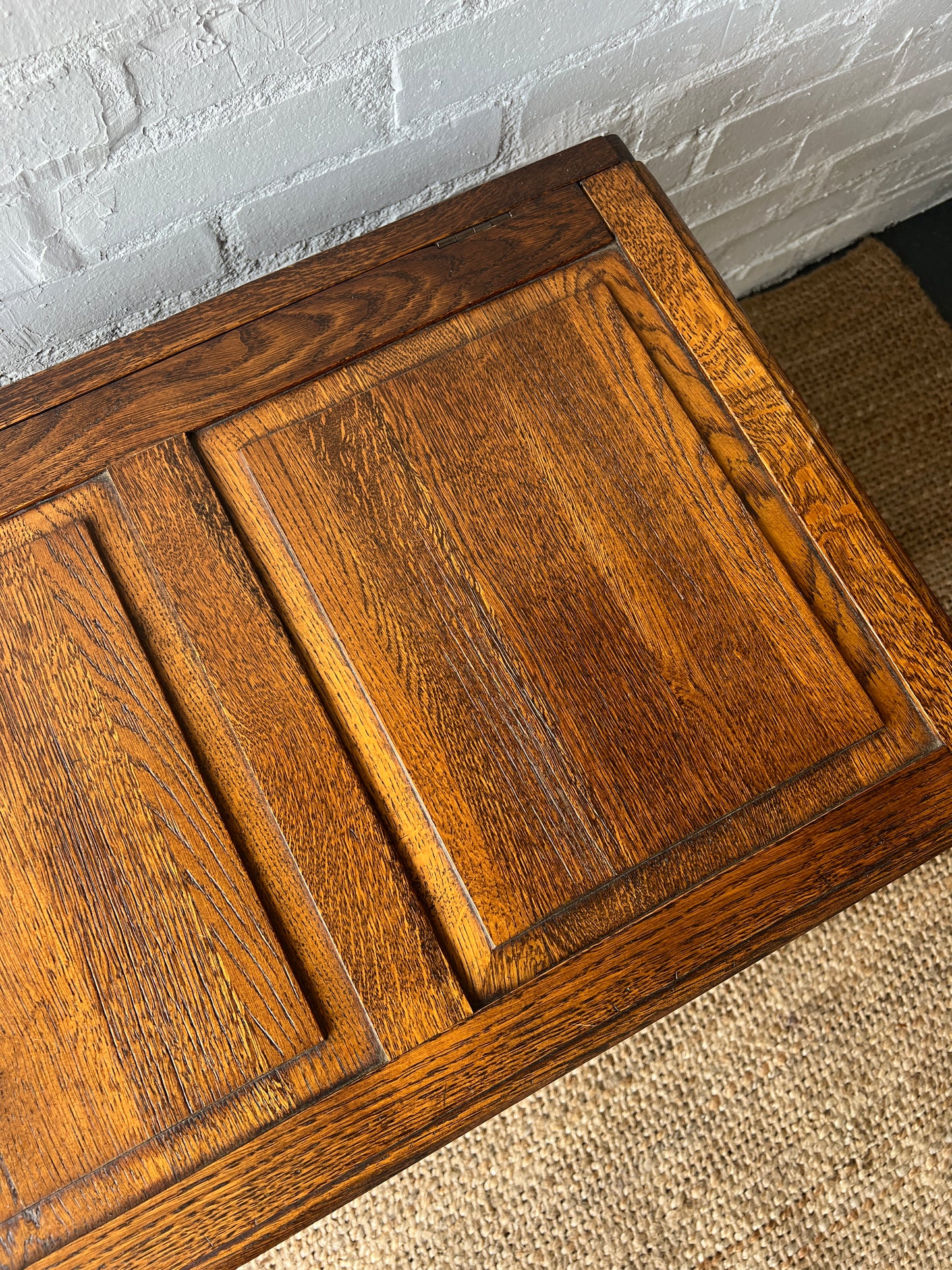 LARGE WOODEN TRUNK BOX