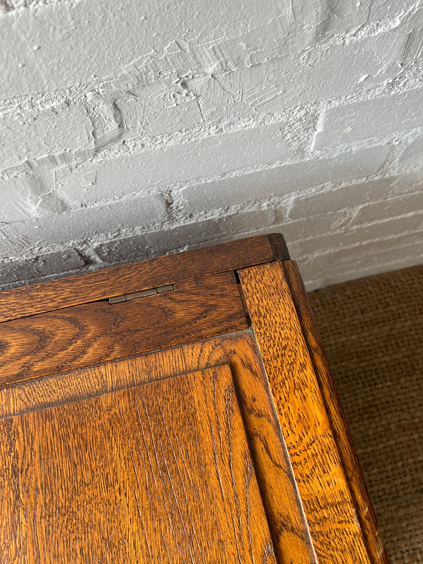 LARGE WOODEN TRUNK BOX