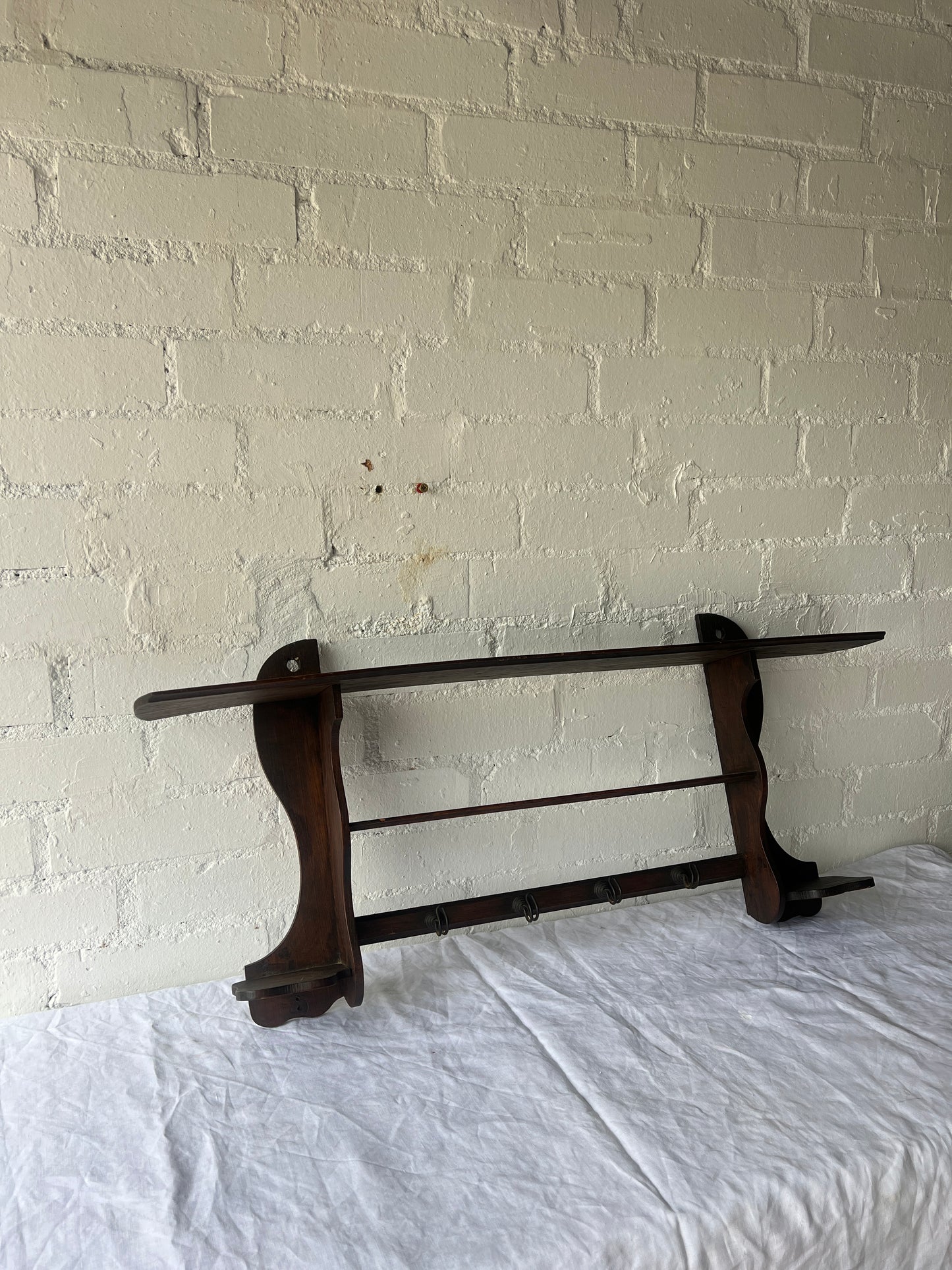 FRENCH HOOKS WITH SHELF