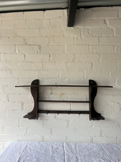 FRENCH HOOKS WITH SHELF