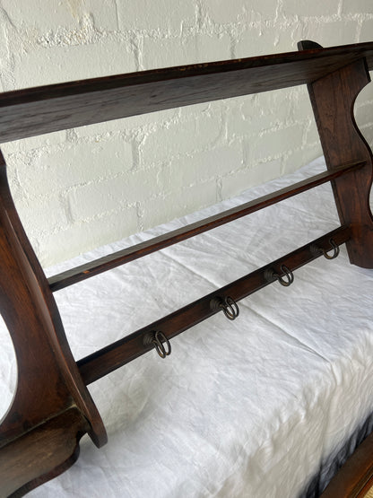 FRENCH HOOKS WITH SHELF