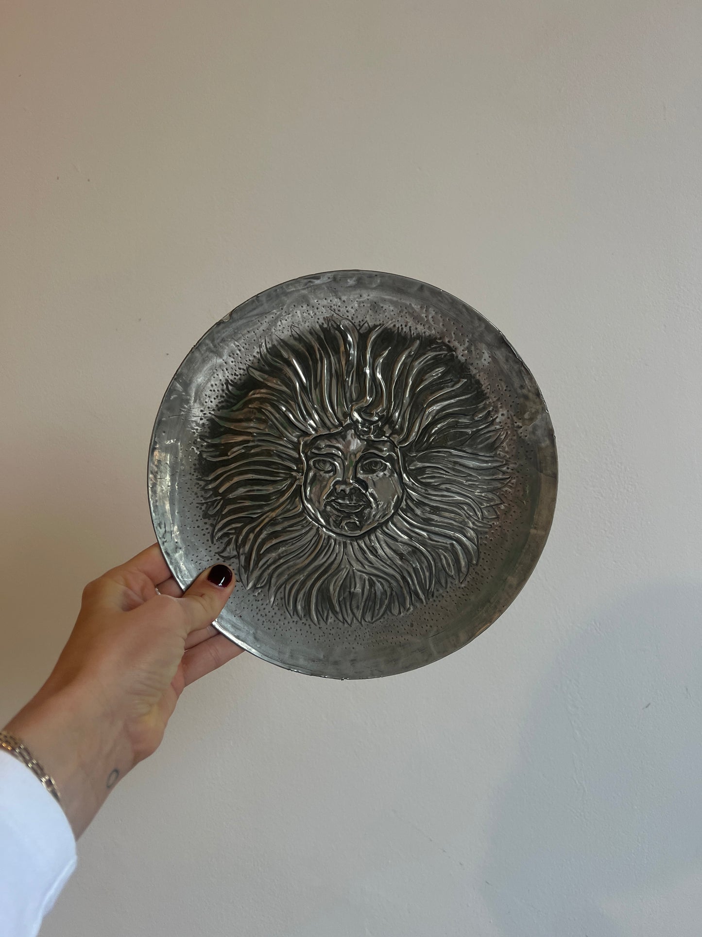 SILVER SUN WALL PLATE