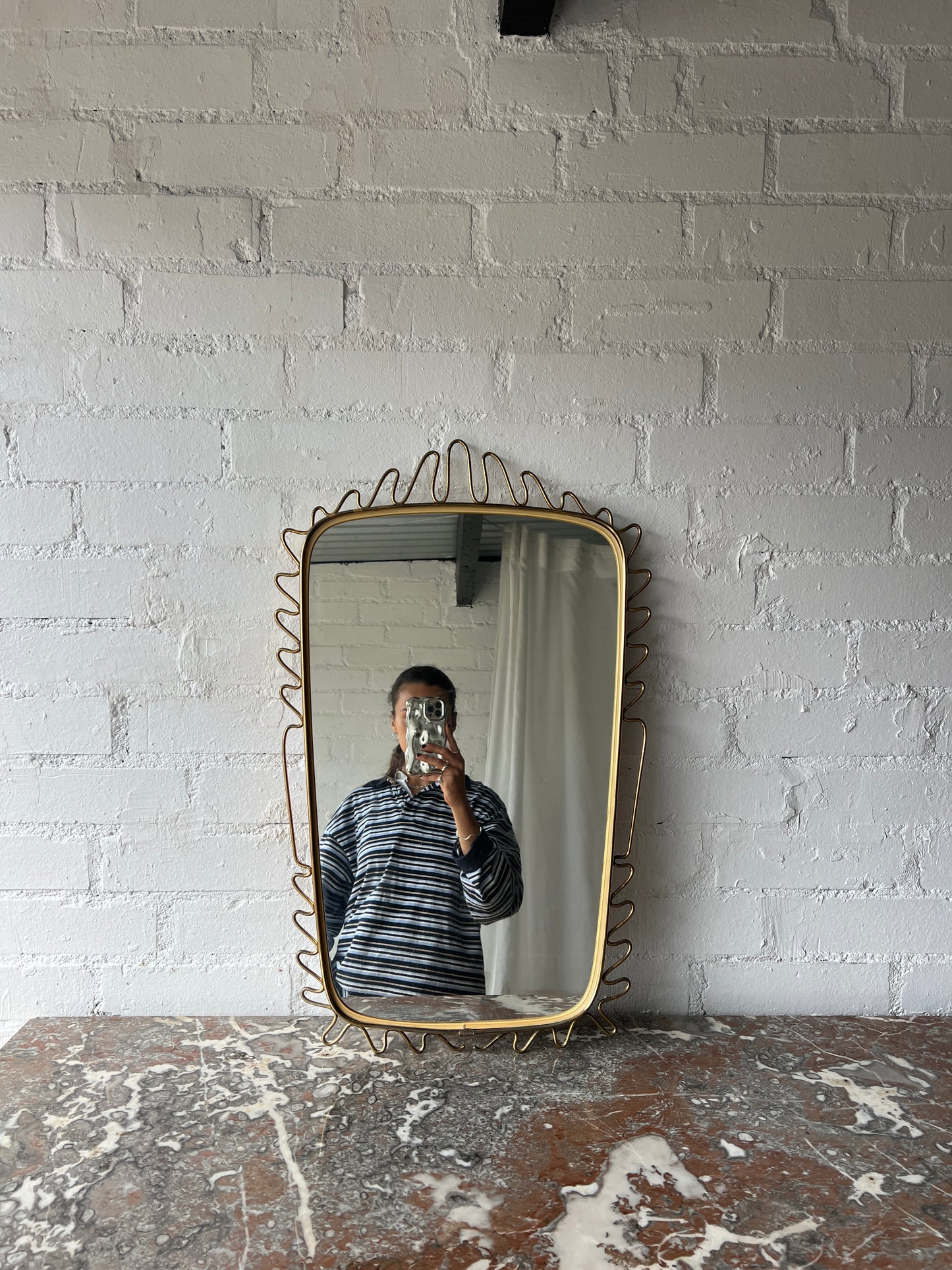 BRASS WIGGLE MIRROR