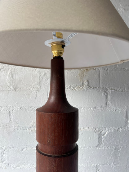 TALL WOODEN PILLAR LAMP